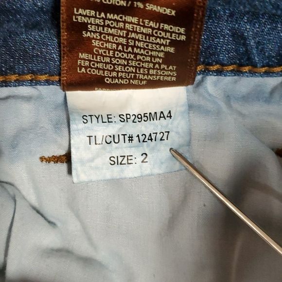 Kut from the Kloth High Rise Visible Button Fly Raw Hem Ankle Skinny Jeans 2 - Picture 13 of 14